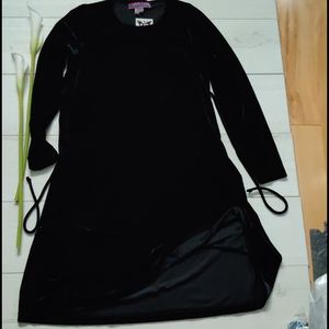 *💖2/$15 or 4/$25,Nwt, Long sleeve maternity dress